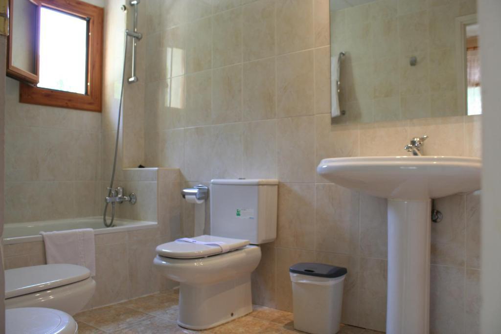 Meson De Salinas Hotel Salinas de Bielsa Стая снимка