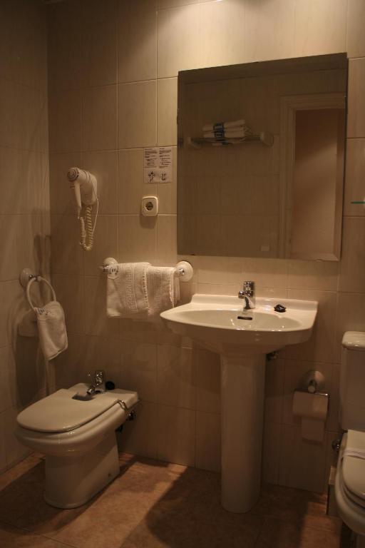 Meson De Salinas Hotel Salinas de Bielsa Стая снимка