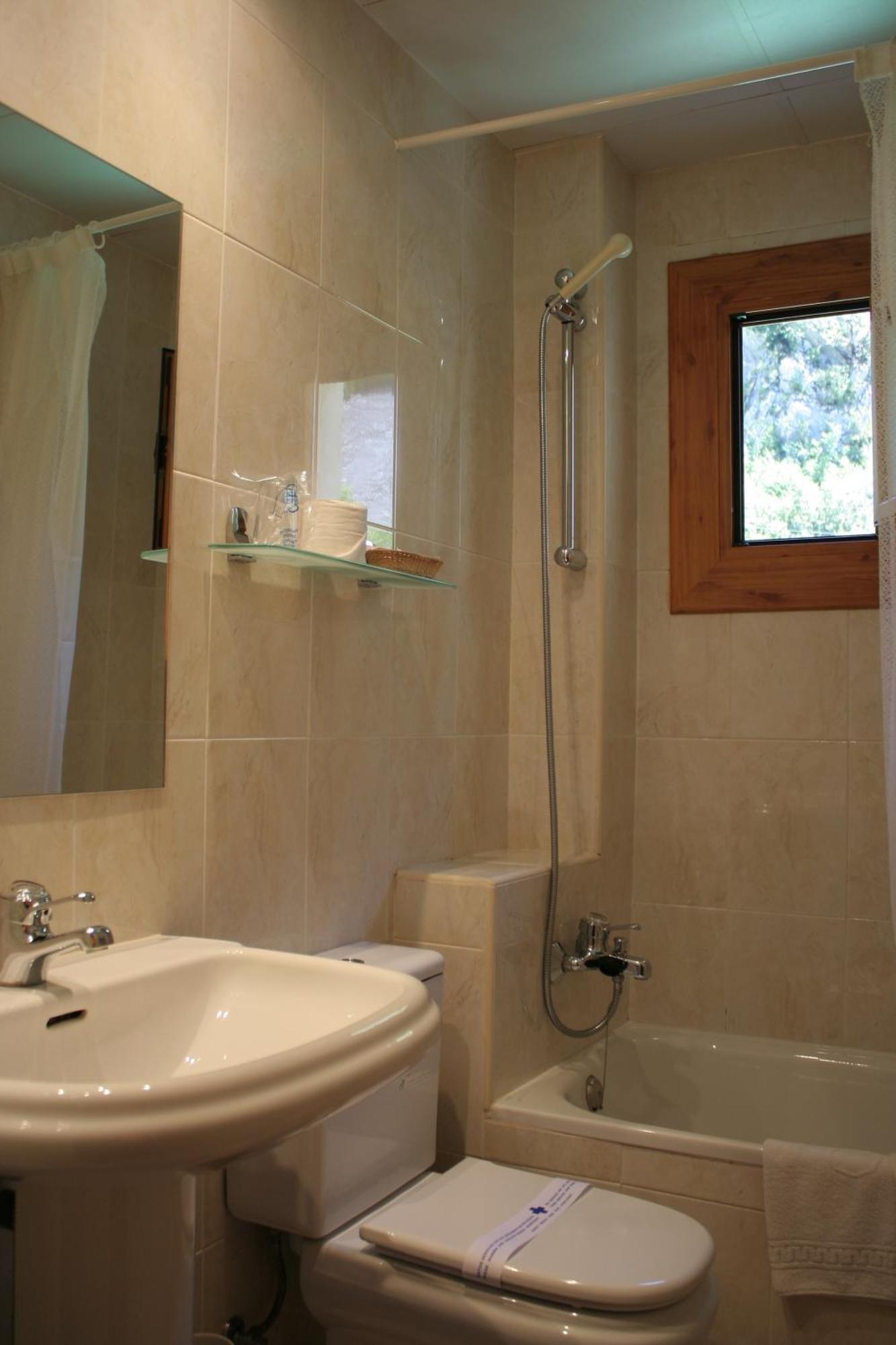 Meson De Salinas Hotel Salinas de Bielsa Екстериор снимка