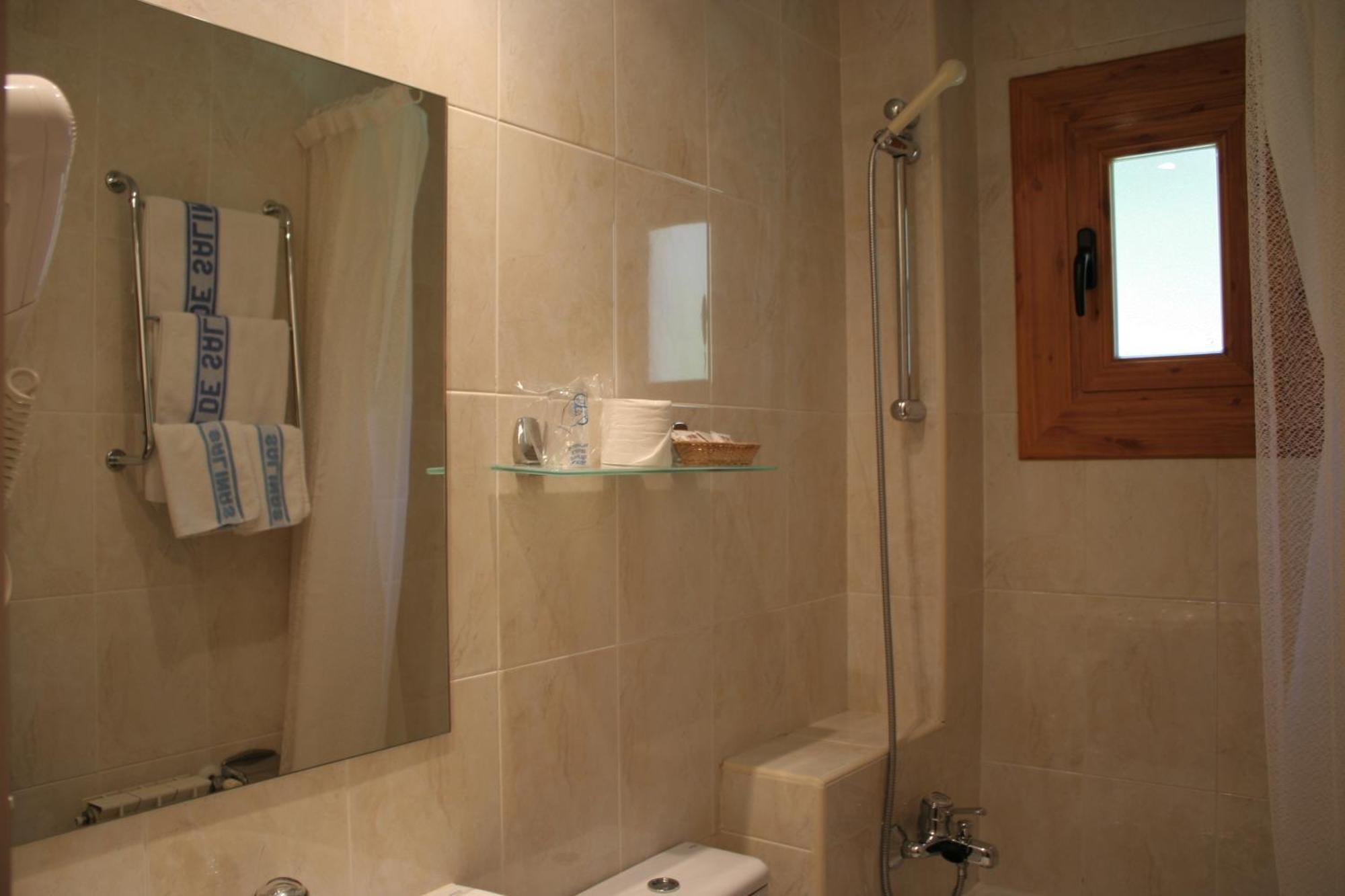 Meson De Salinas Hotel Salinas de Bielsa Екстериор снимка