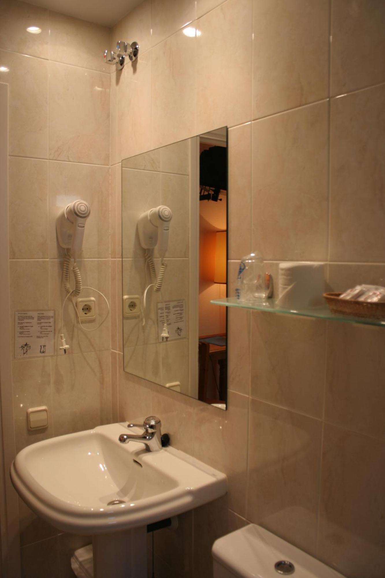 Meson De Salinas Hotel Salinas de Bielsa Екстериор снимка