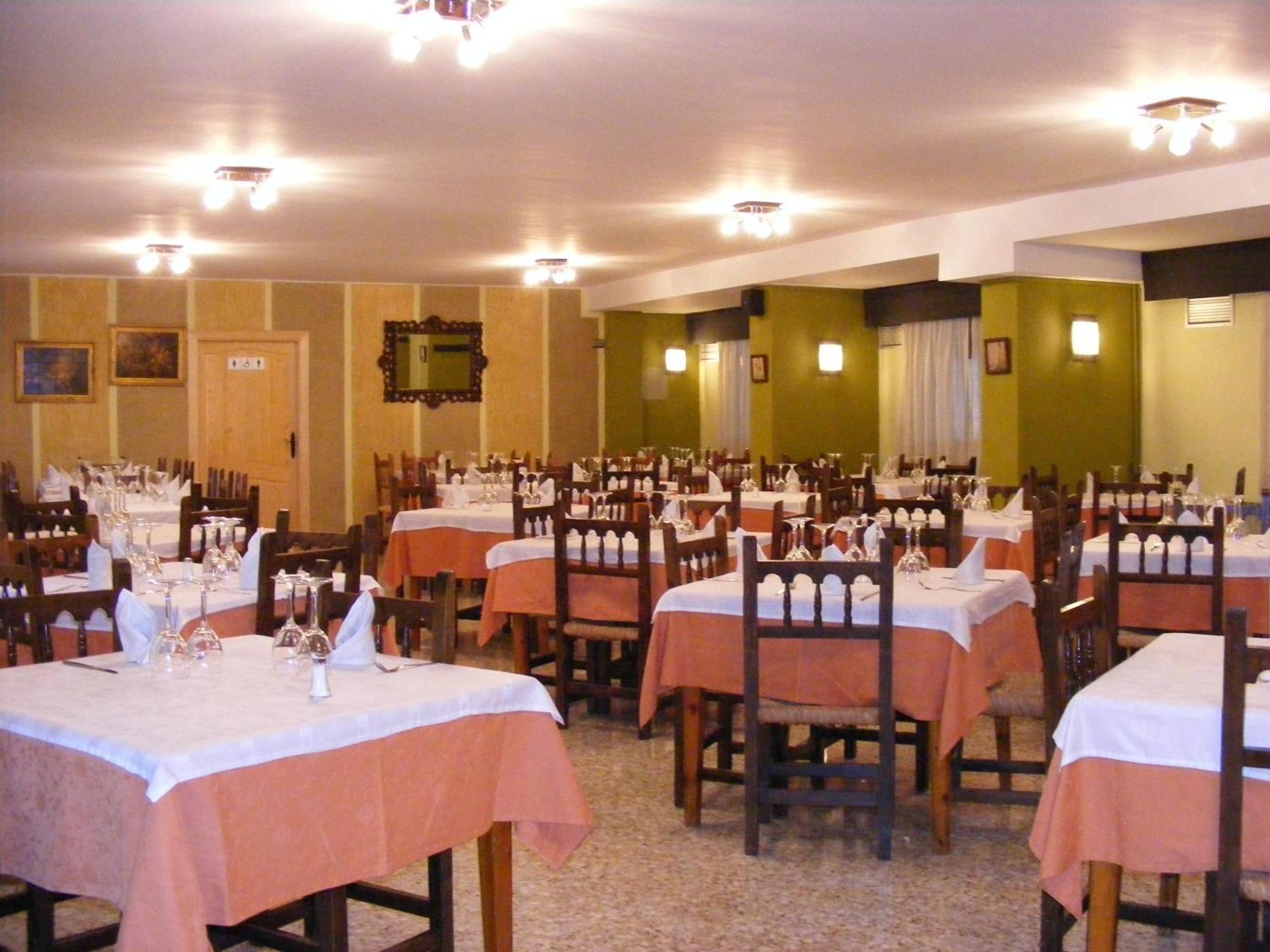 Meson De Salinas Hotel Salinas de Bielsa Екстериор снимка